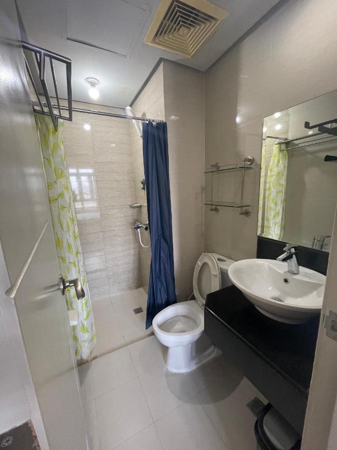 4J North Wing - 150 Newport Boulevard, Near Terminal3 Airport Manila Exterior photo